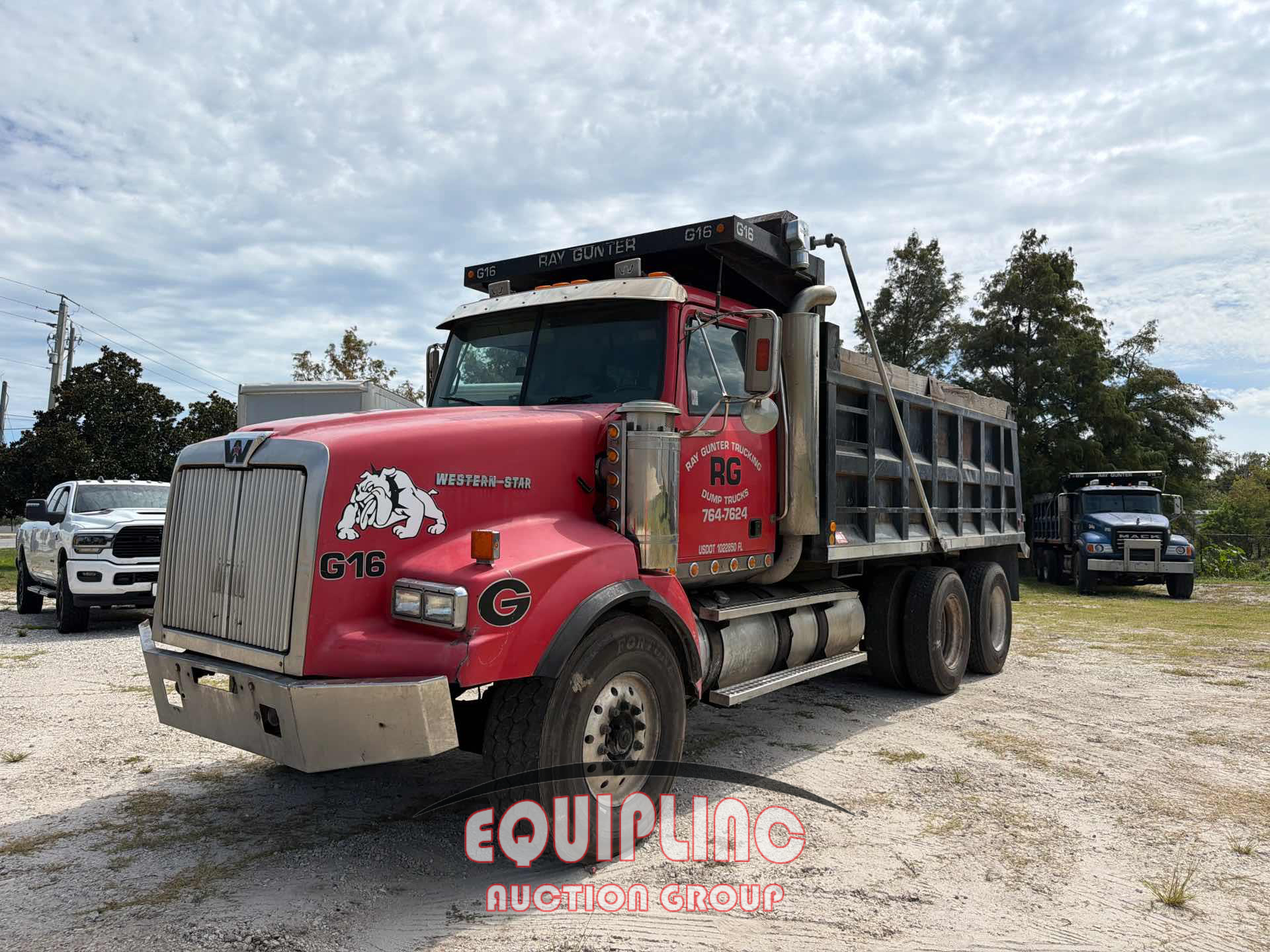 Photo of 2006 Western Star 4900SB