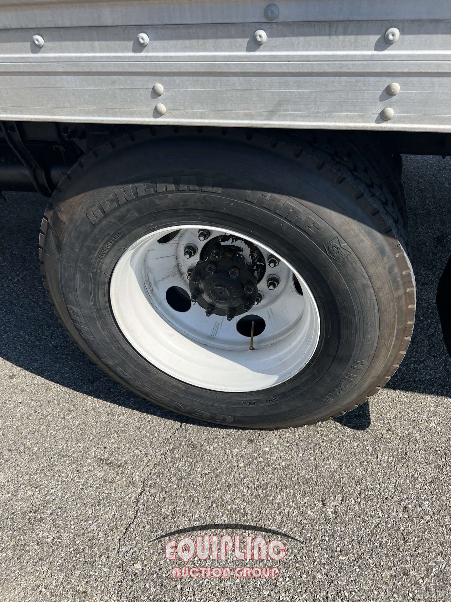 2020 Freightliner M2