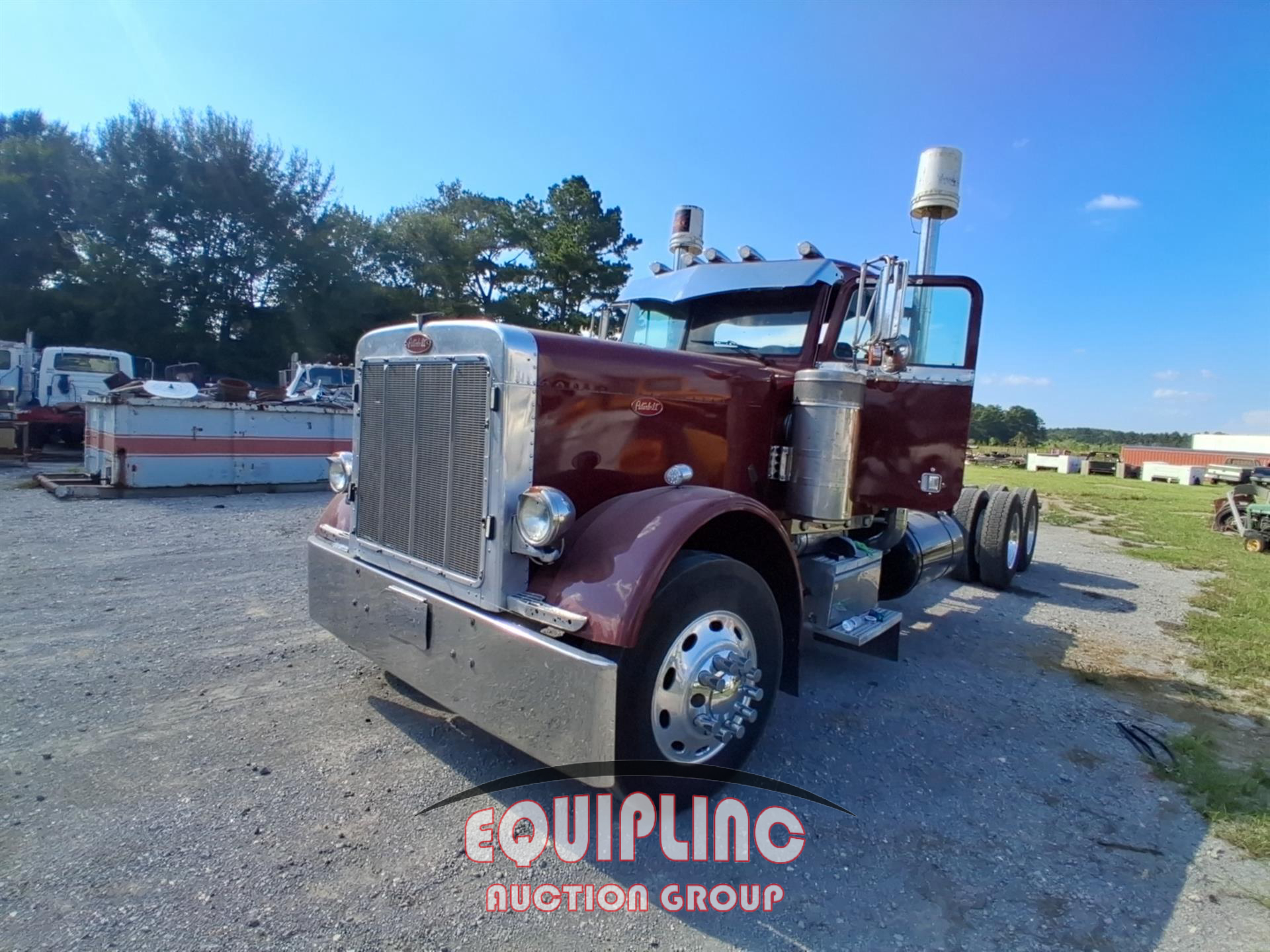 Photo of 1997 Peterbilt 379