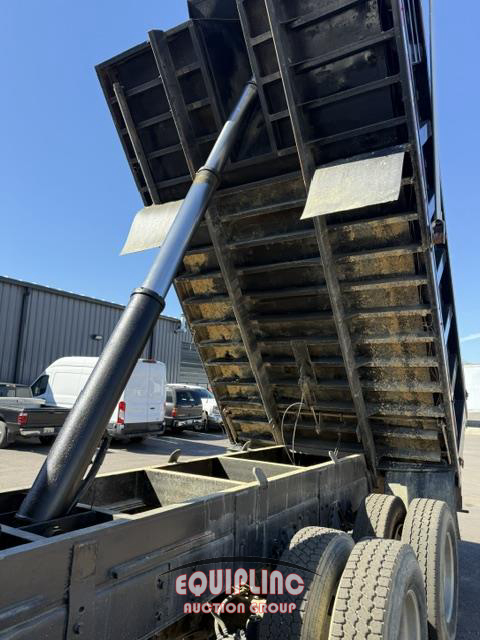 2005 International 9200