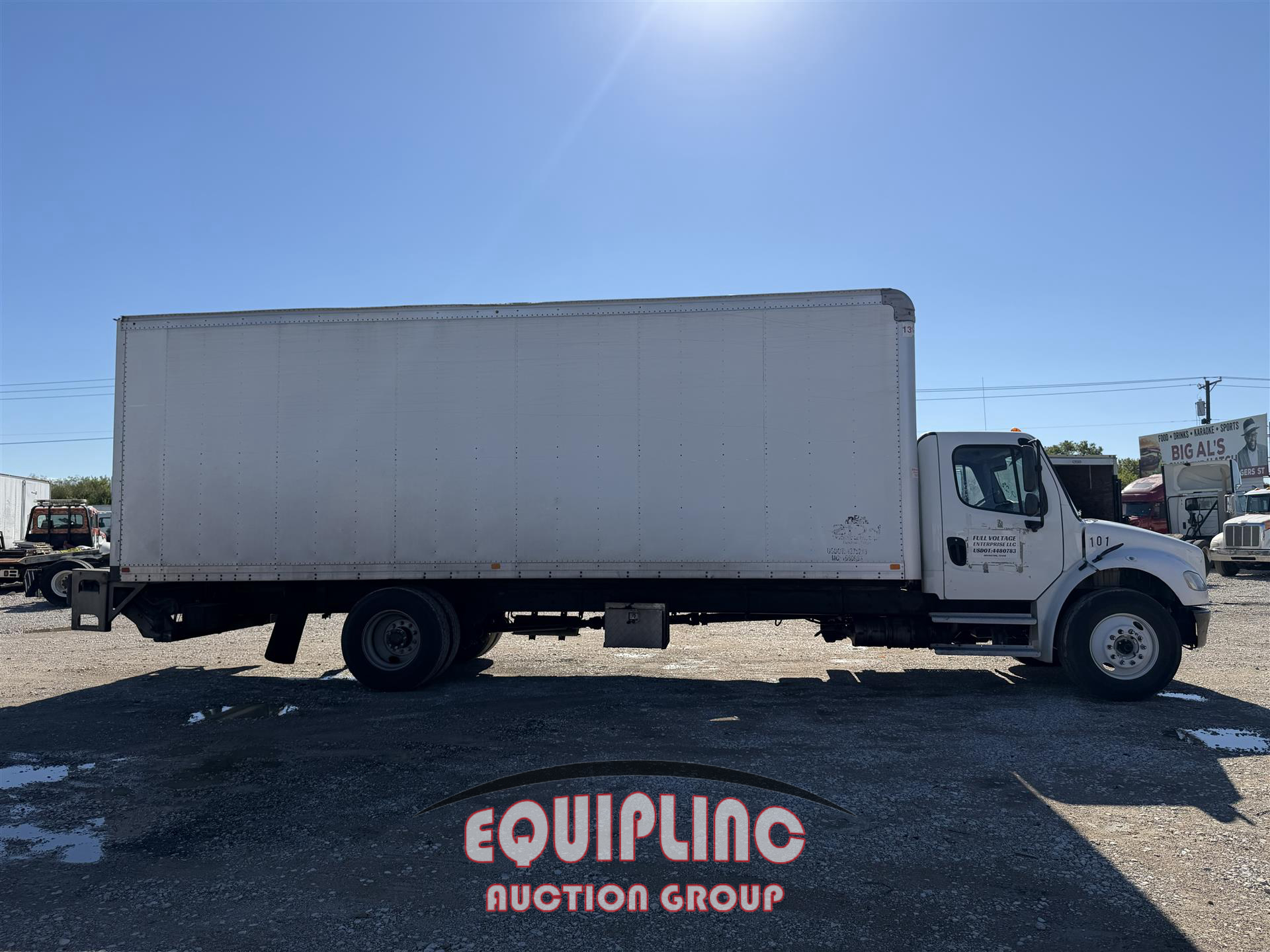 2020 Freightliner M2