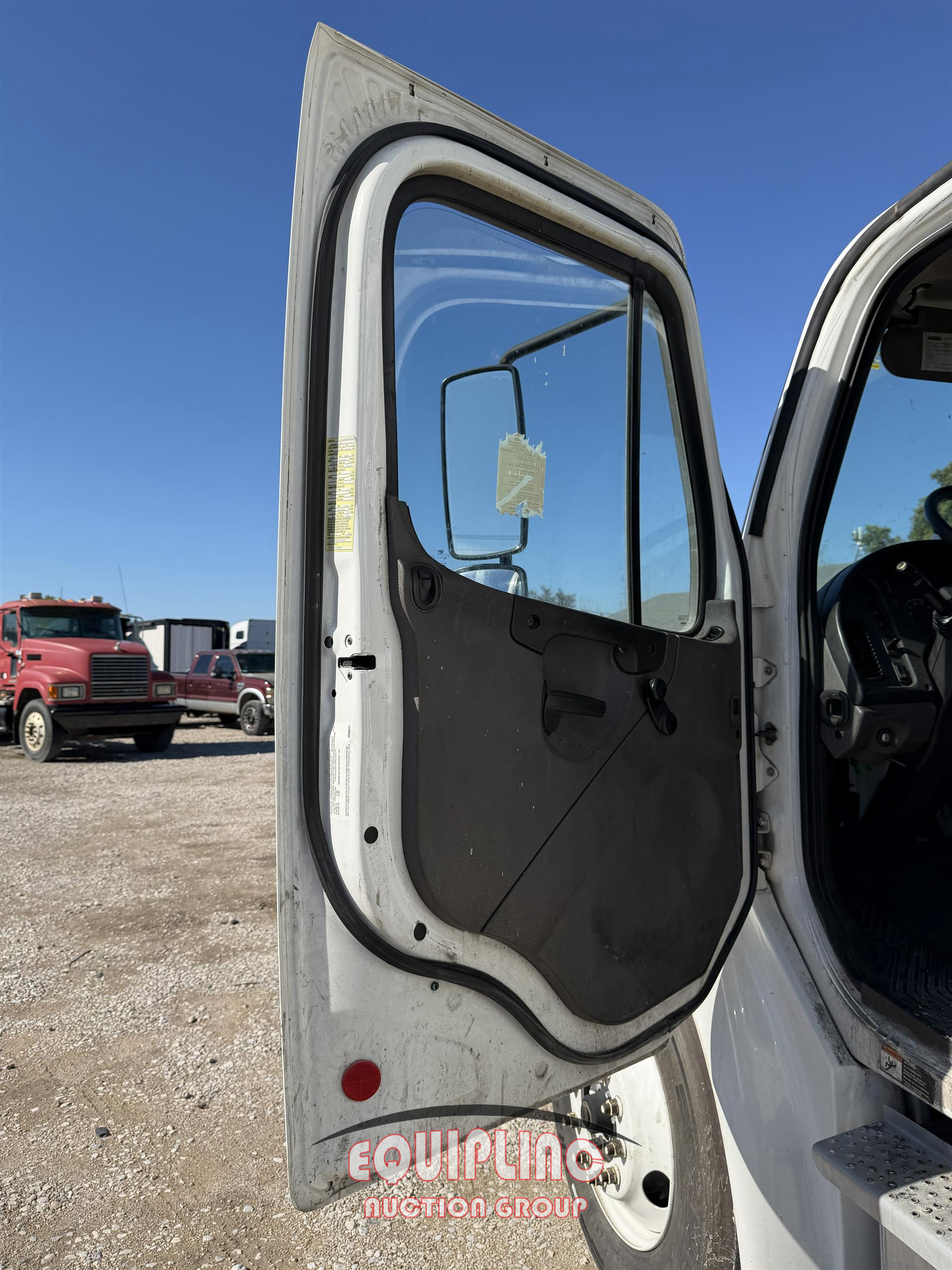 2020 Freightliner M2