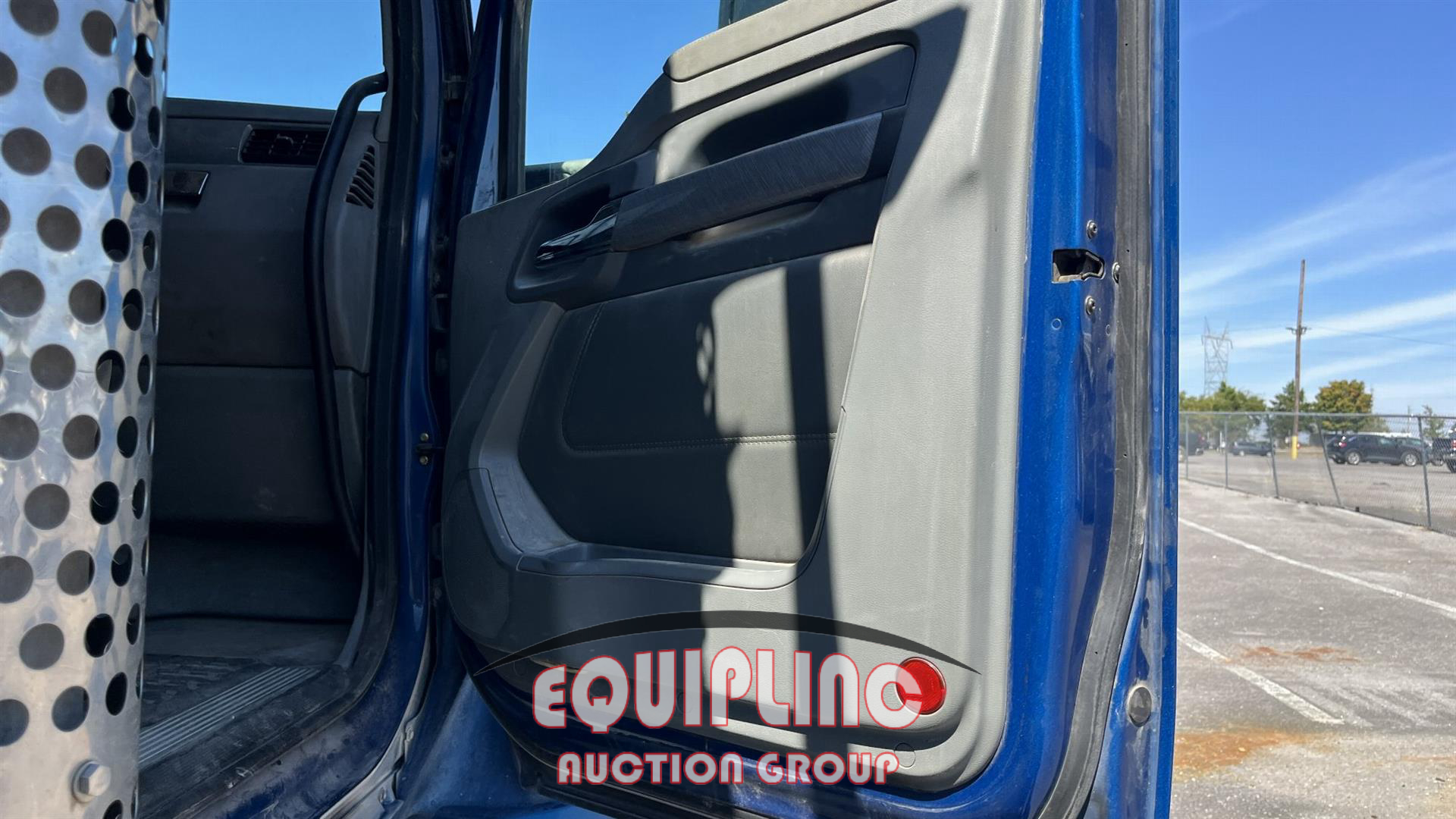 2016 Kenworth T880