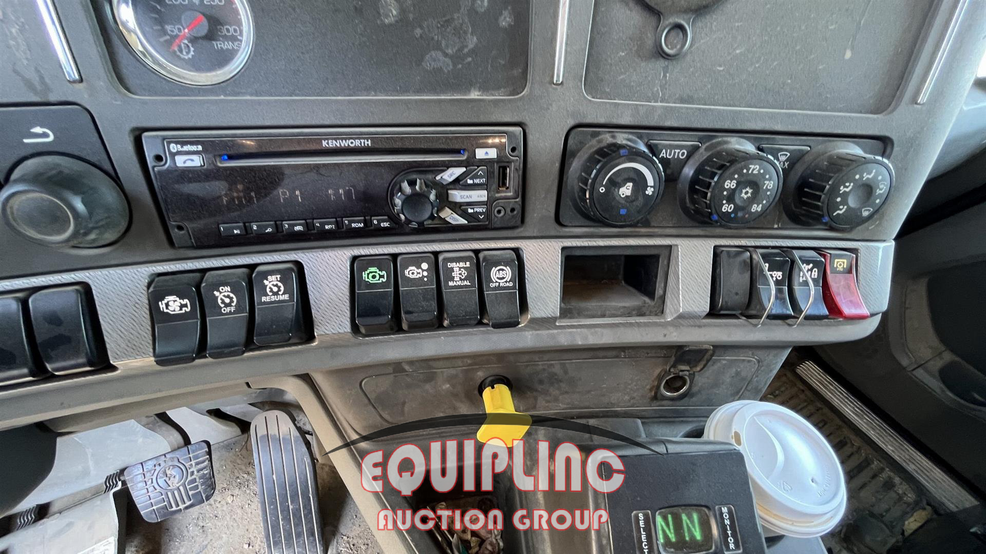 2016 Kenworth T880