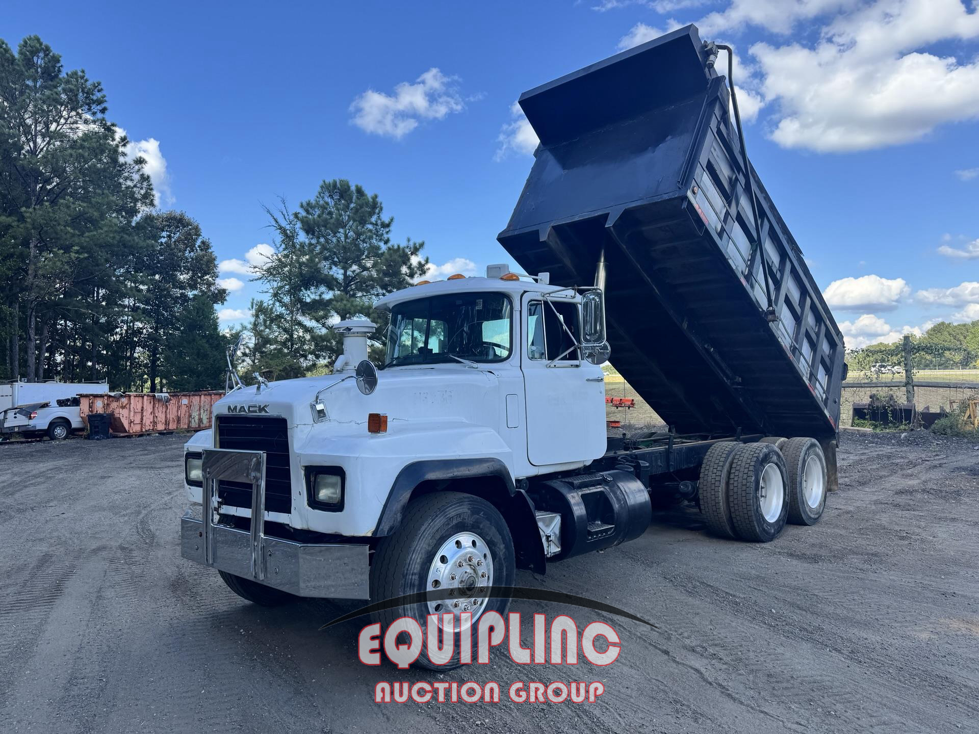 1999 Mack RD688S