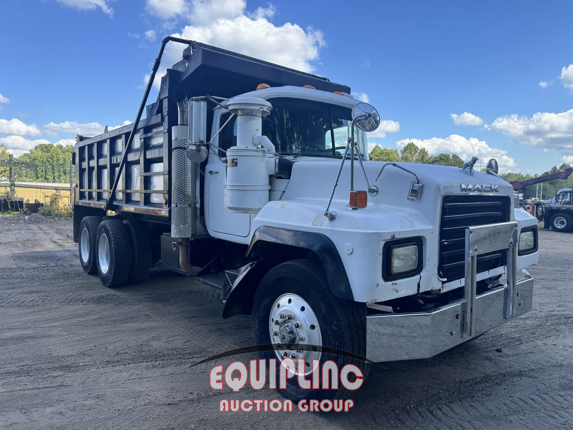 1999 Mack RD688S