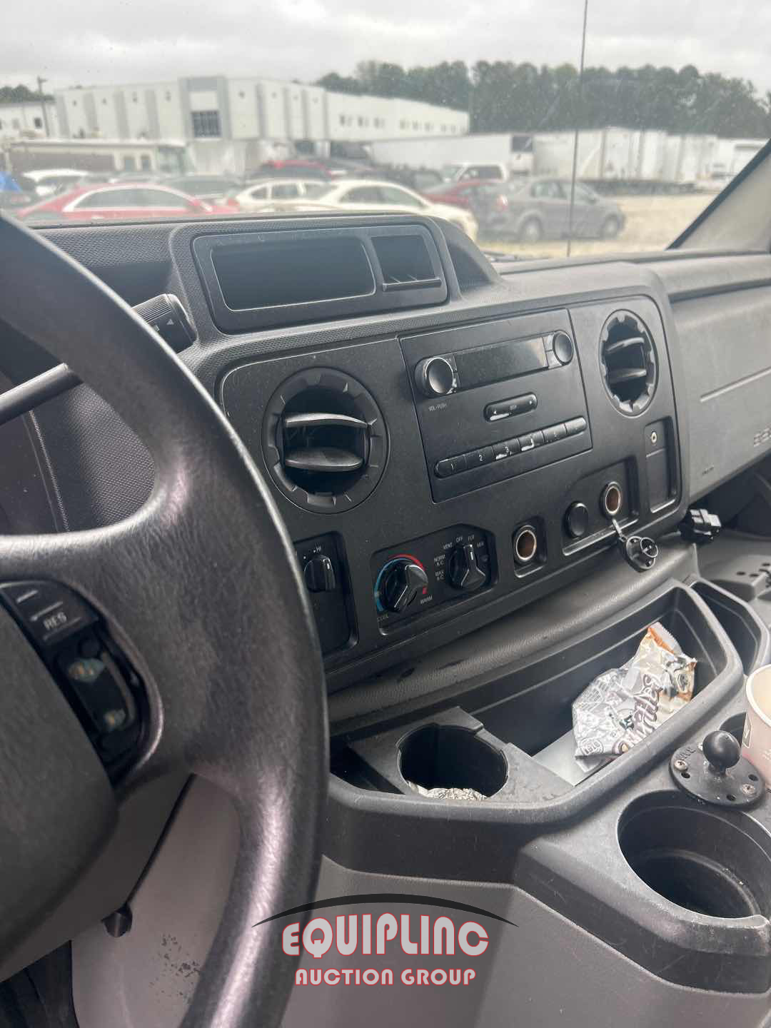 2013 Ford E350