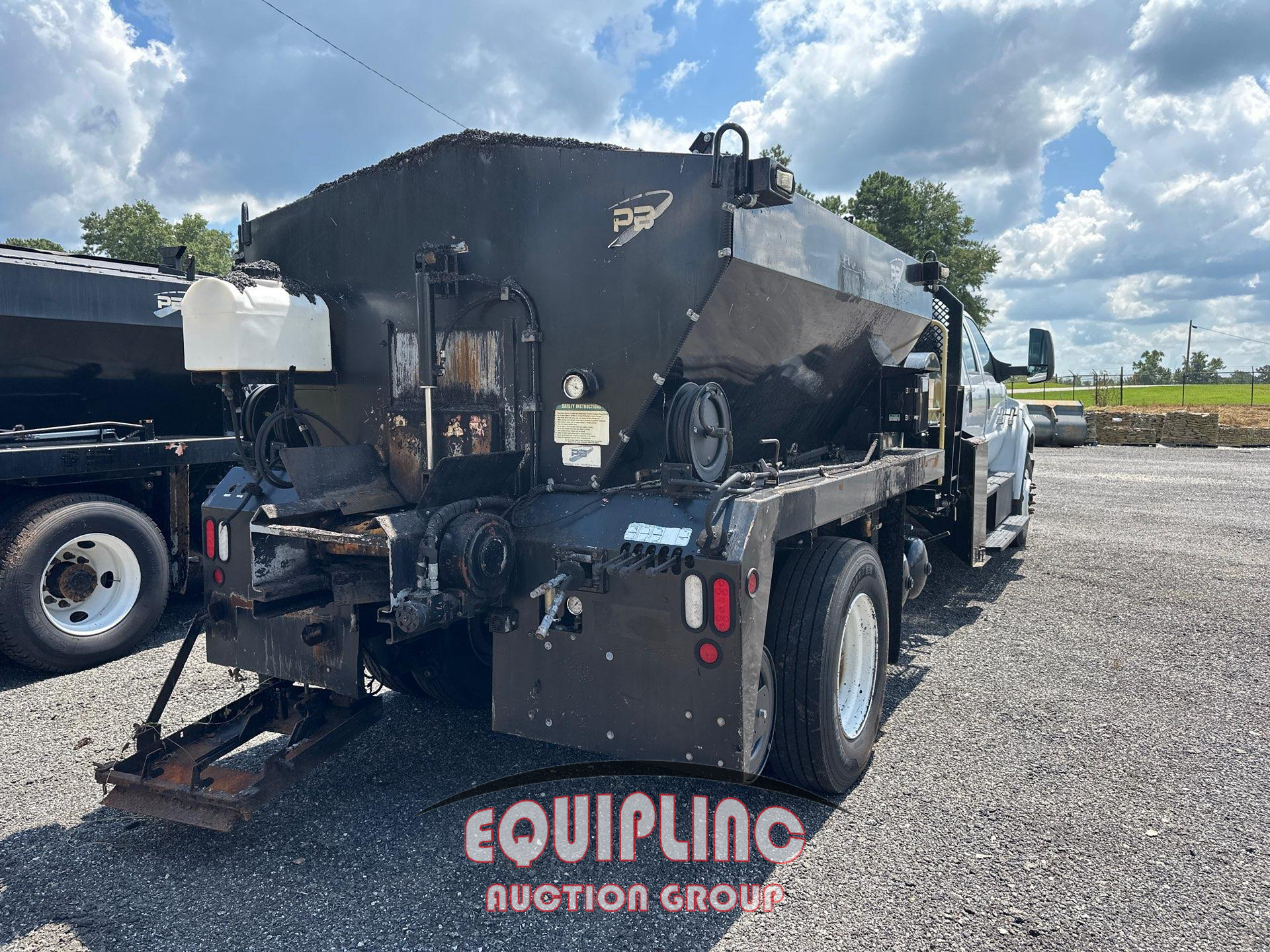 2018 Ford F750