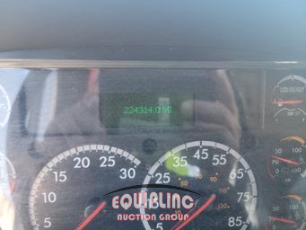 2017 Freightliner M2 106