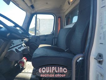 2017 Freightliner M2 106