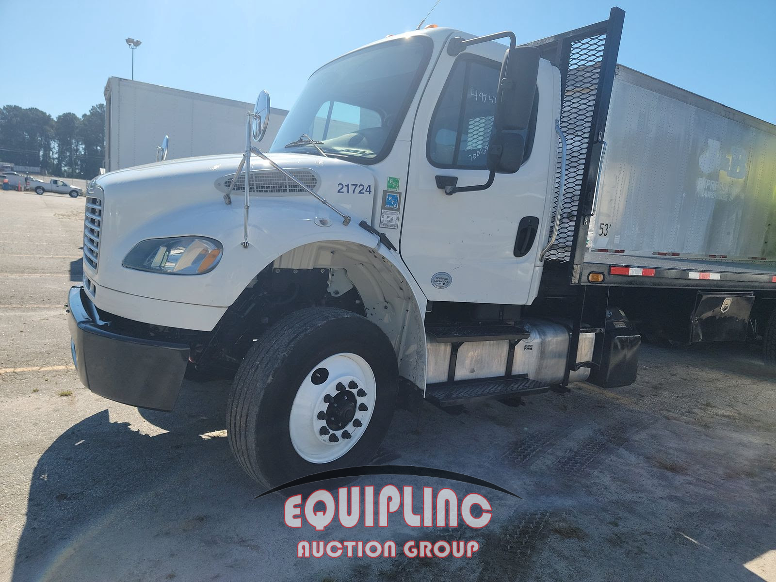 2017 Freightliner M2 106