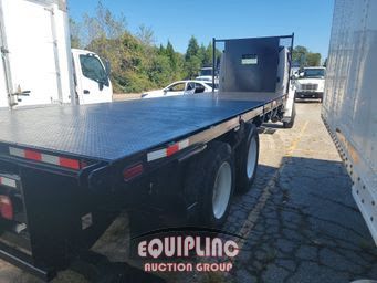 2017 Freightliner M2 106