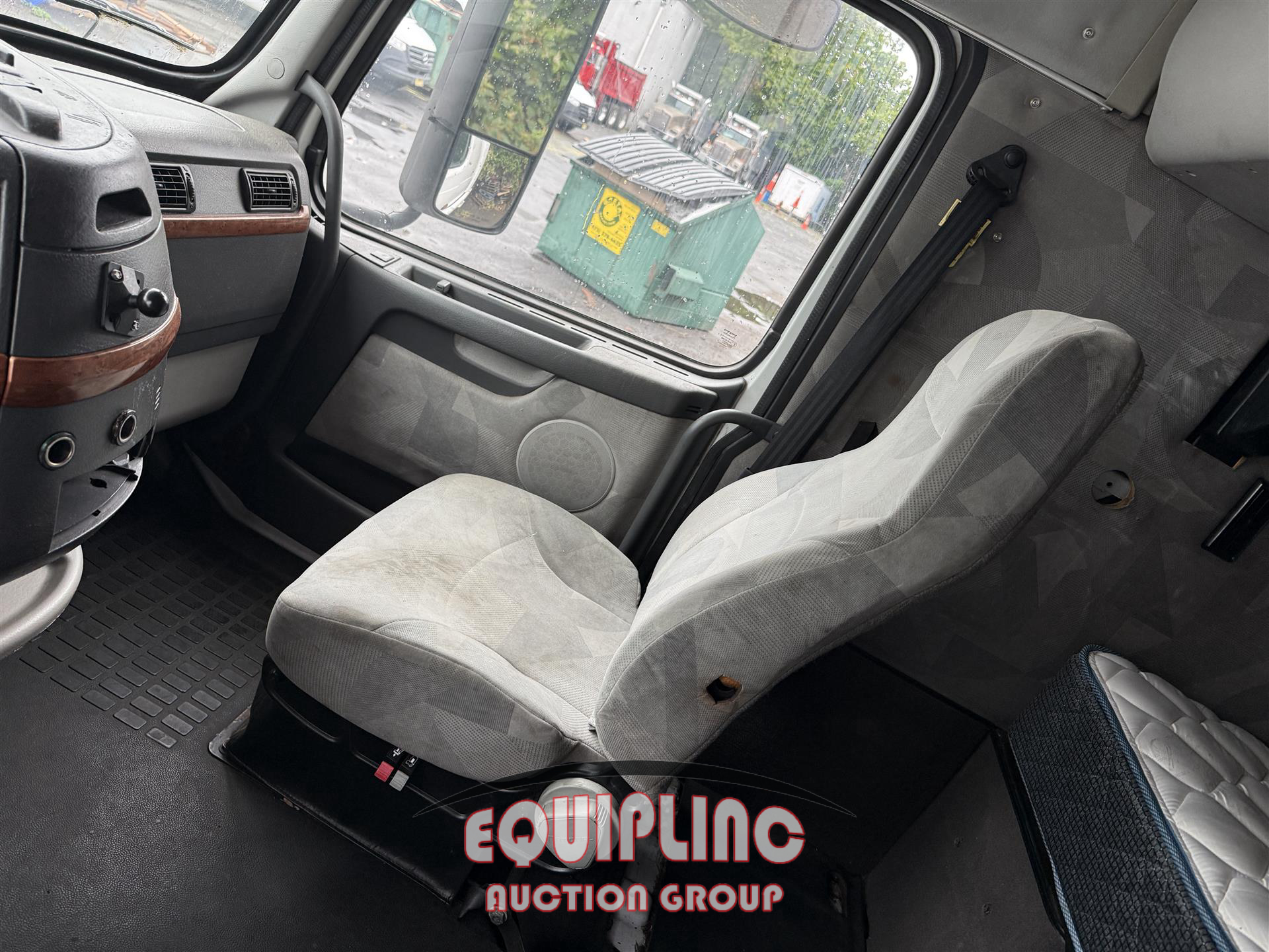 2006 Volvo VNL