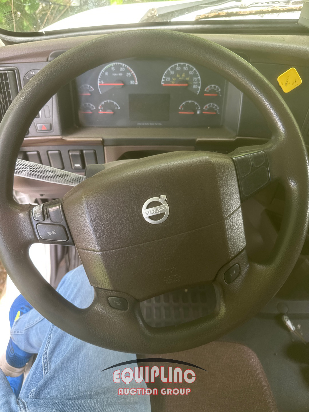 2015 Volvo VNL
