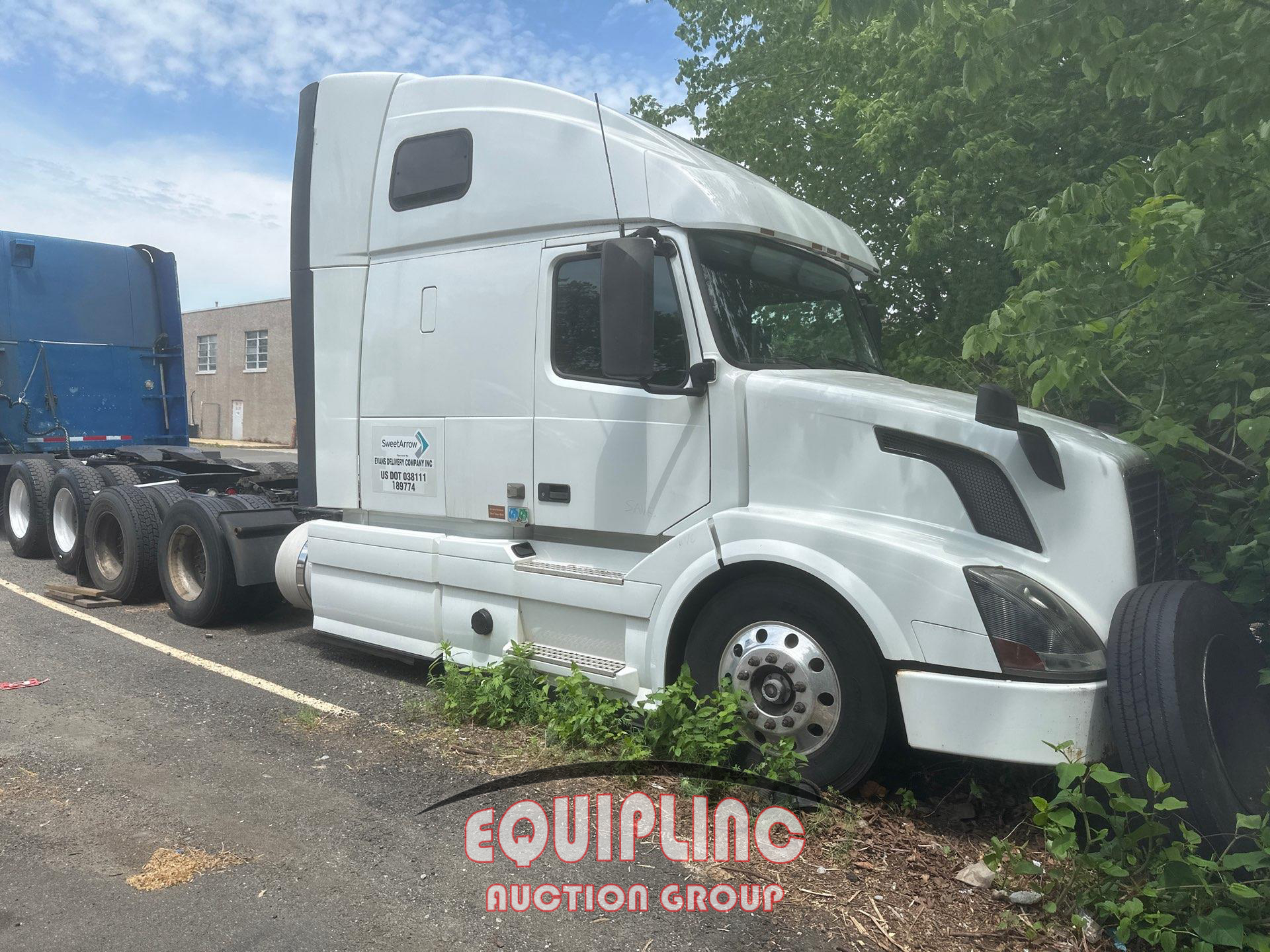 2015 Volvo VNL
