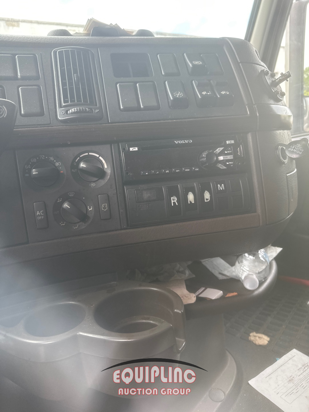 2016 Volvo VNL