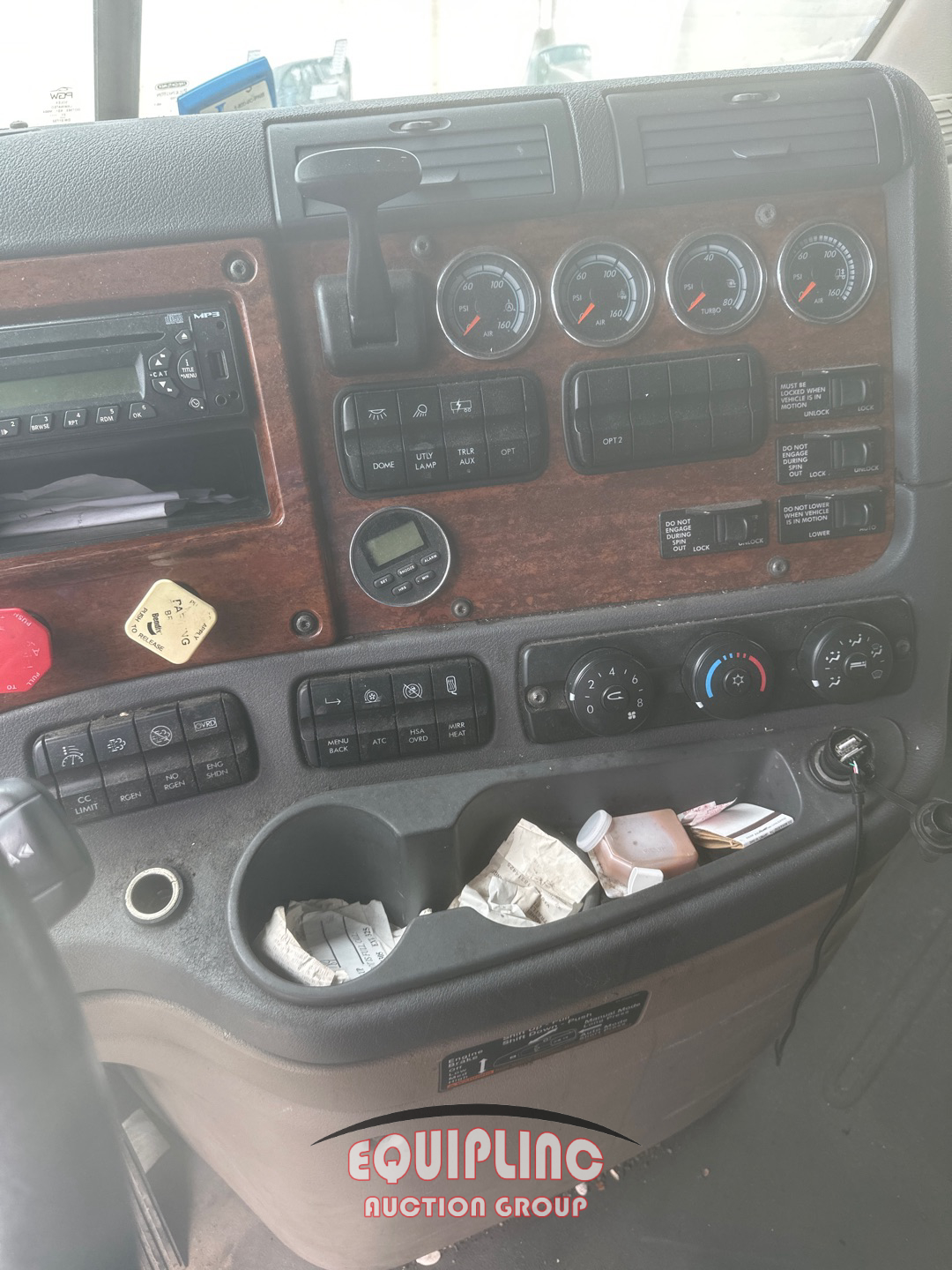 2014 Freightliner CASCADIA