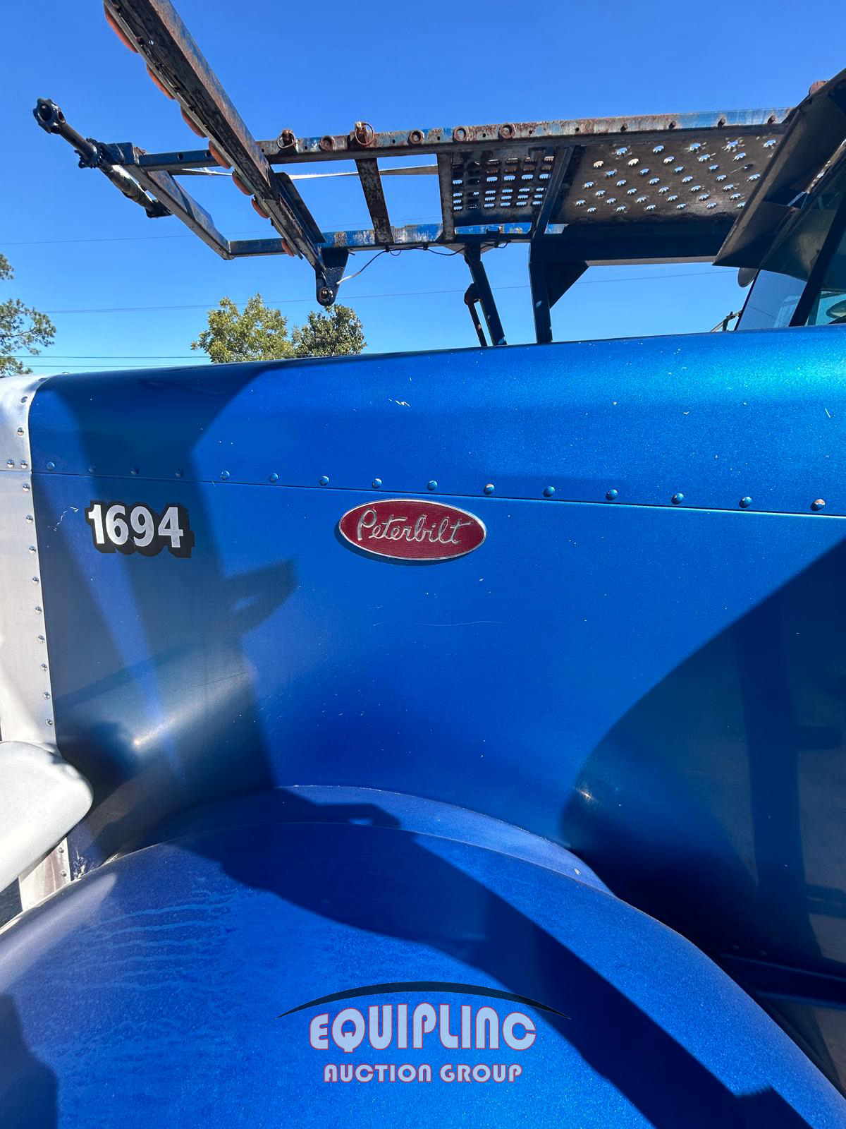 2001 Peterbilt 379