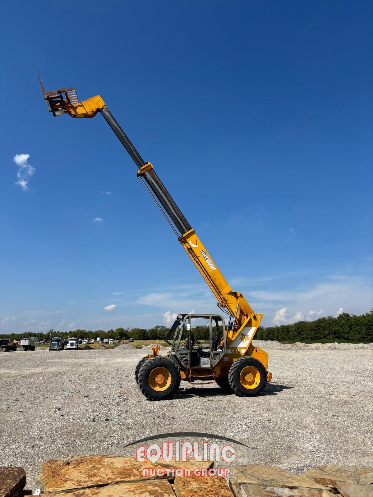 2001 JCB 506