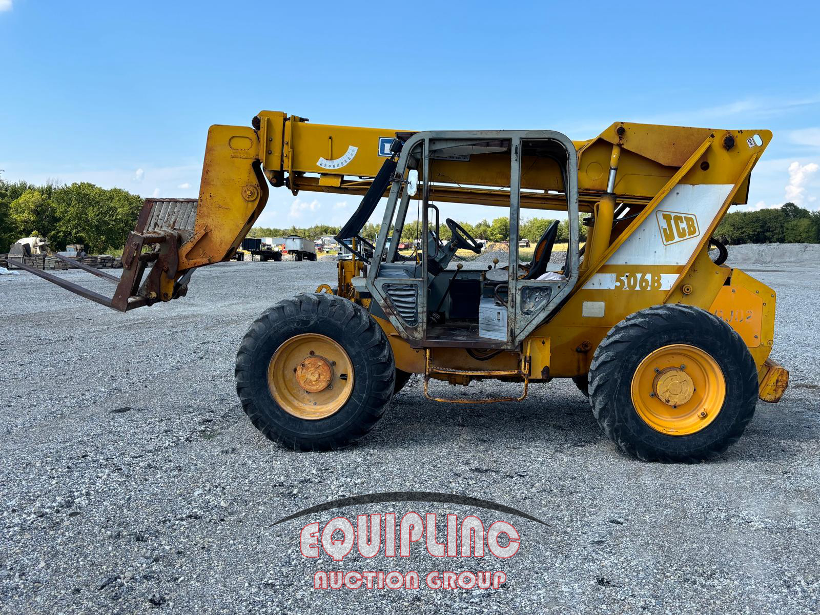 2001 JCB 506