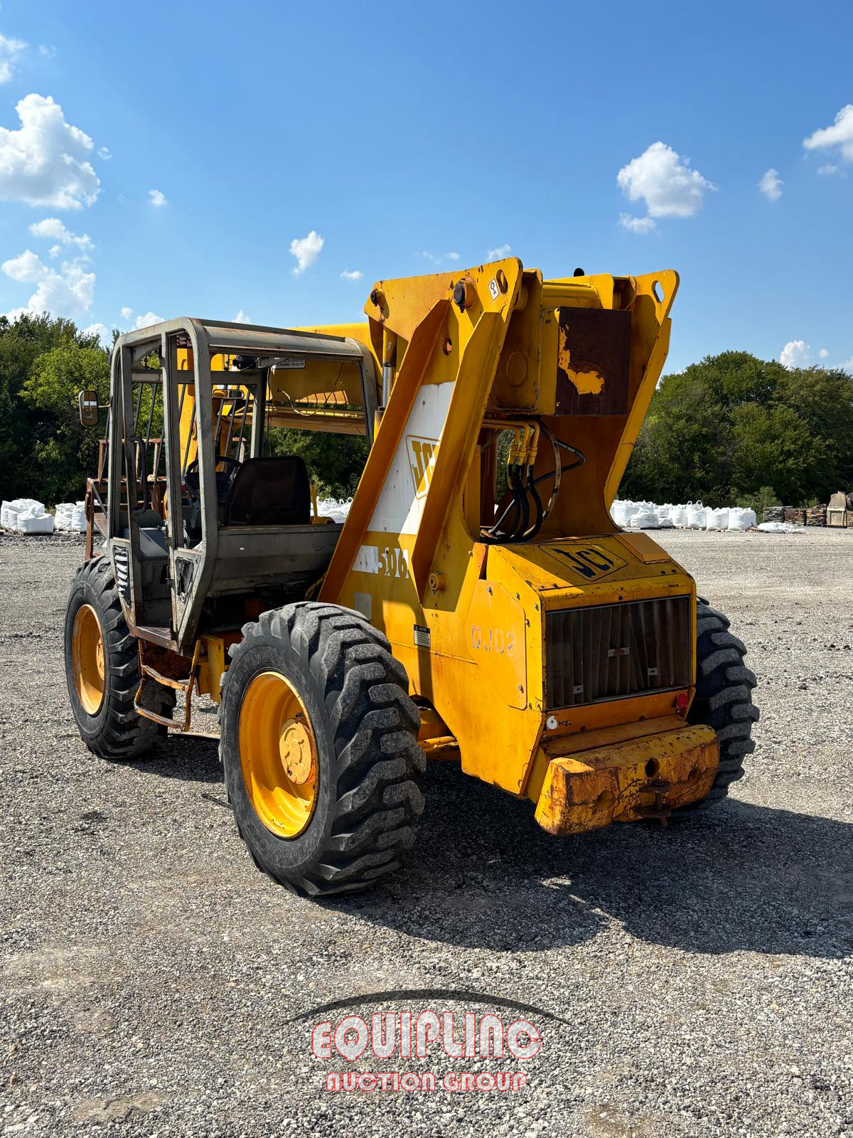 2001 JCB 506