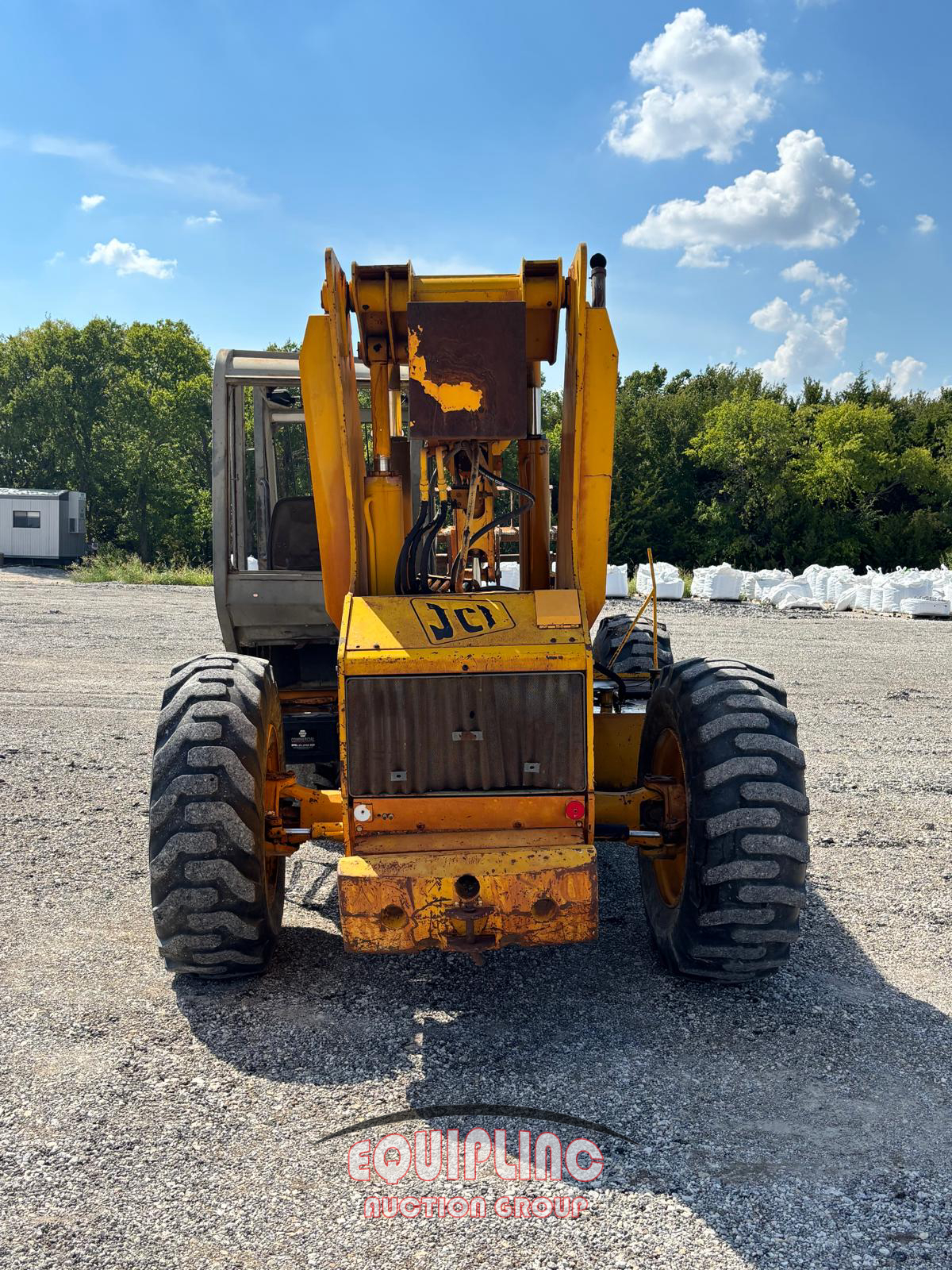 2001 JCB 506