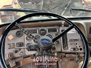 1996 Ford 8000