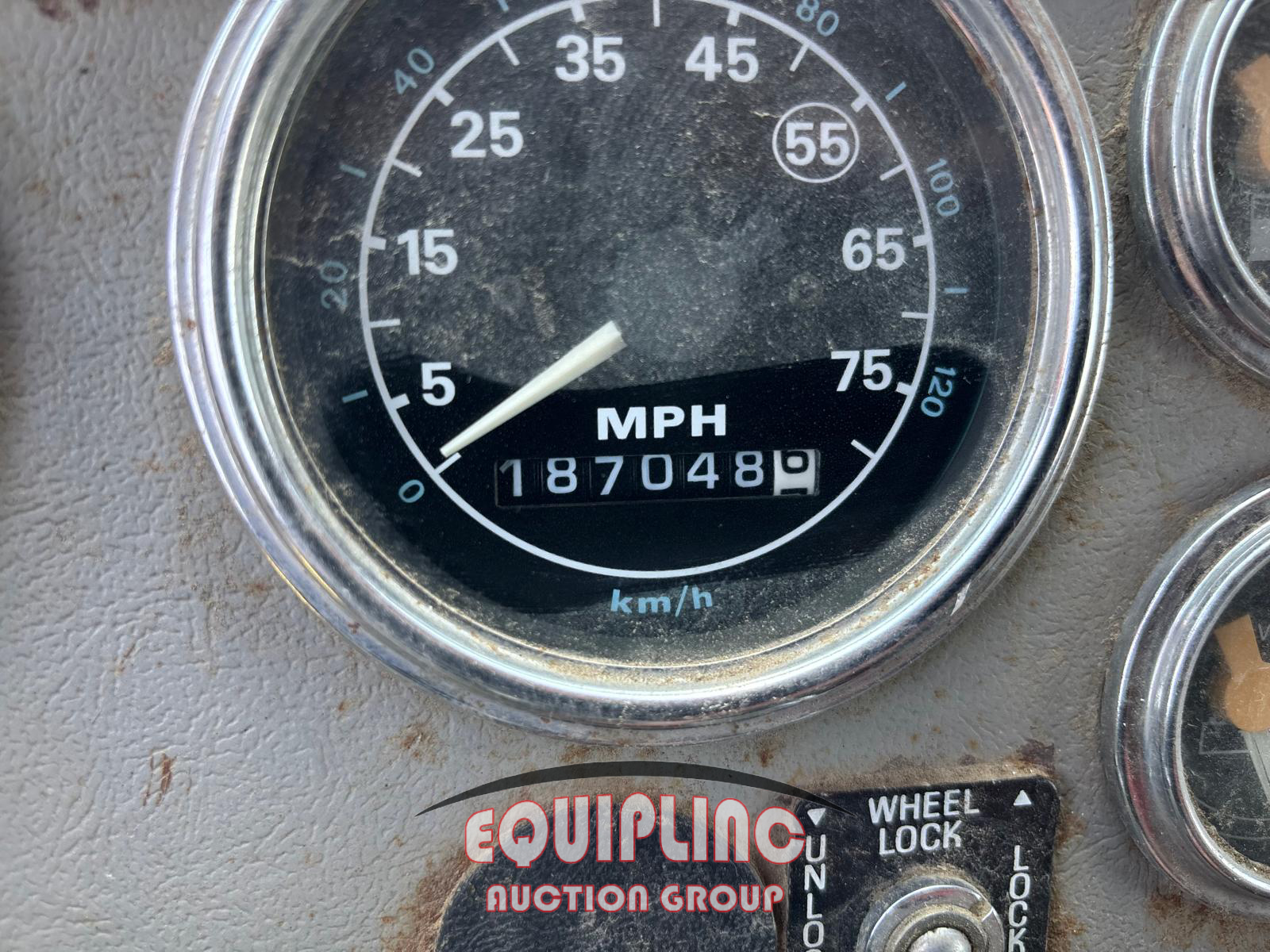 1996 Ford 8000