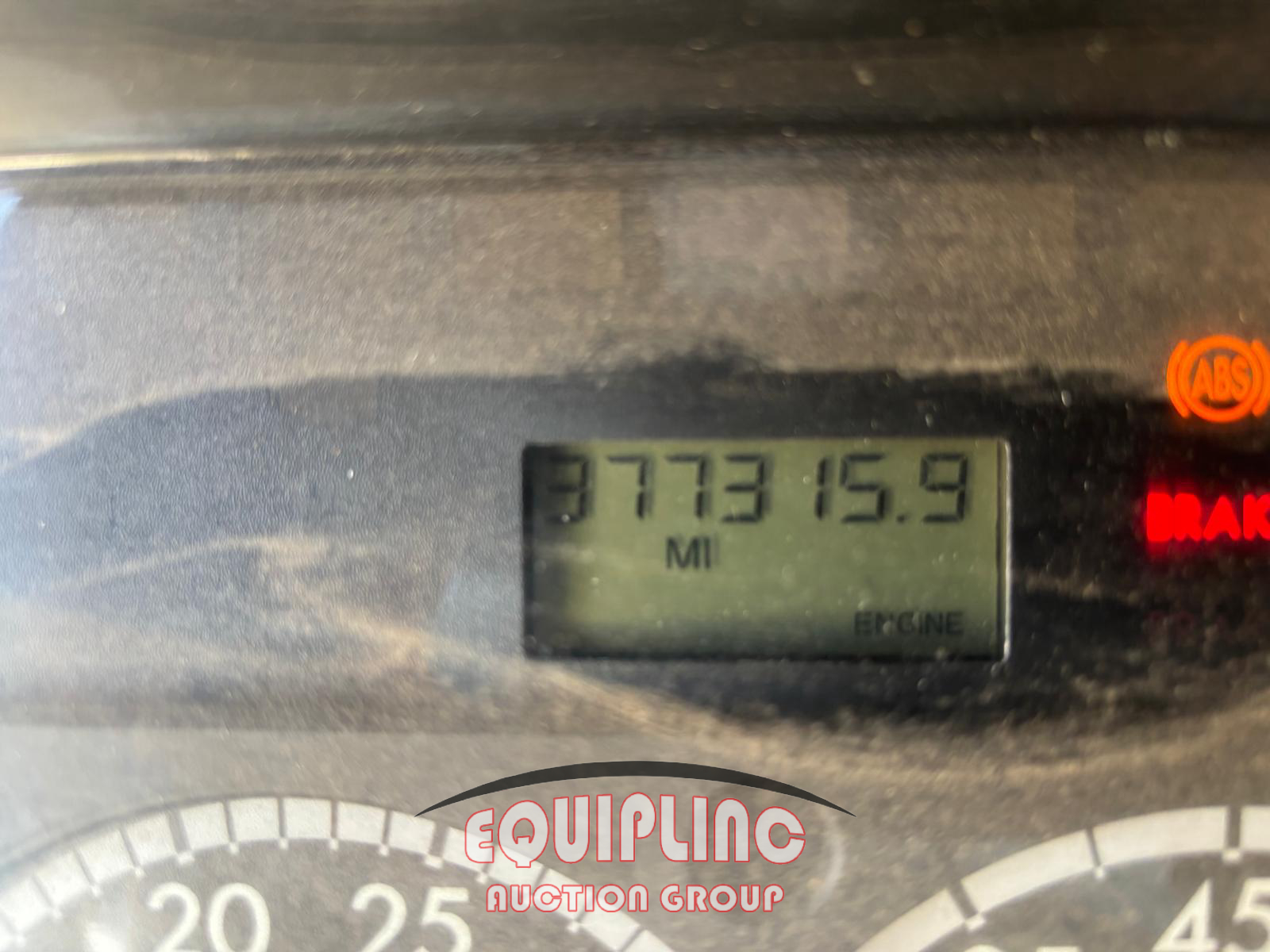 2011 Freightliner M2