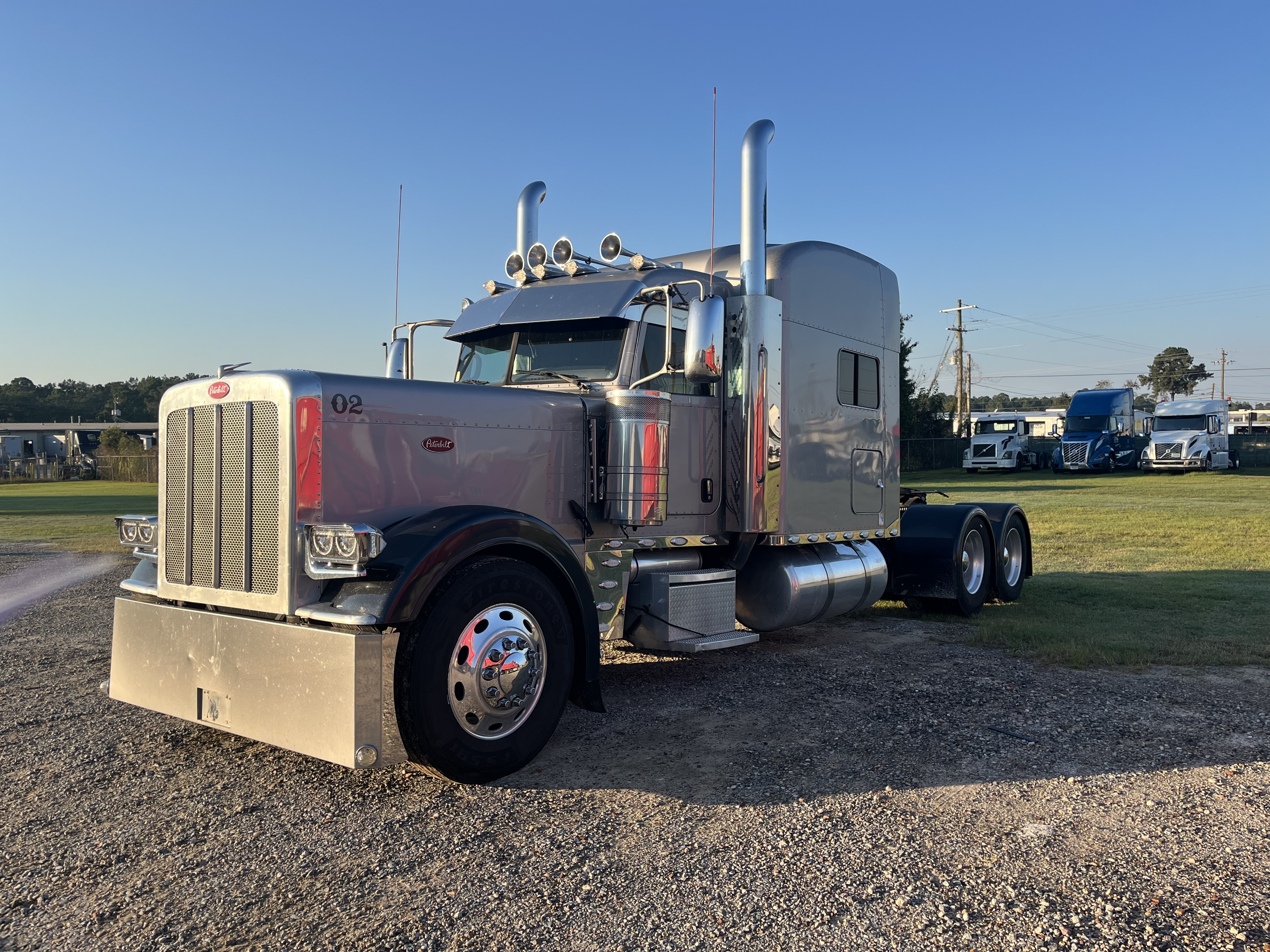 2020 Peterbilt 389