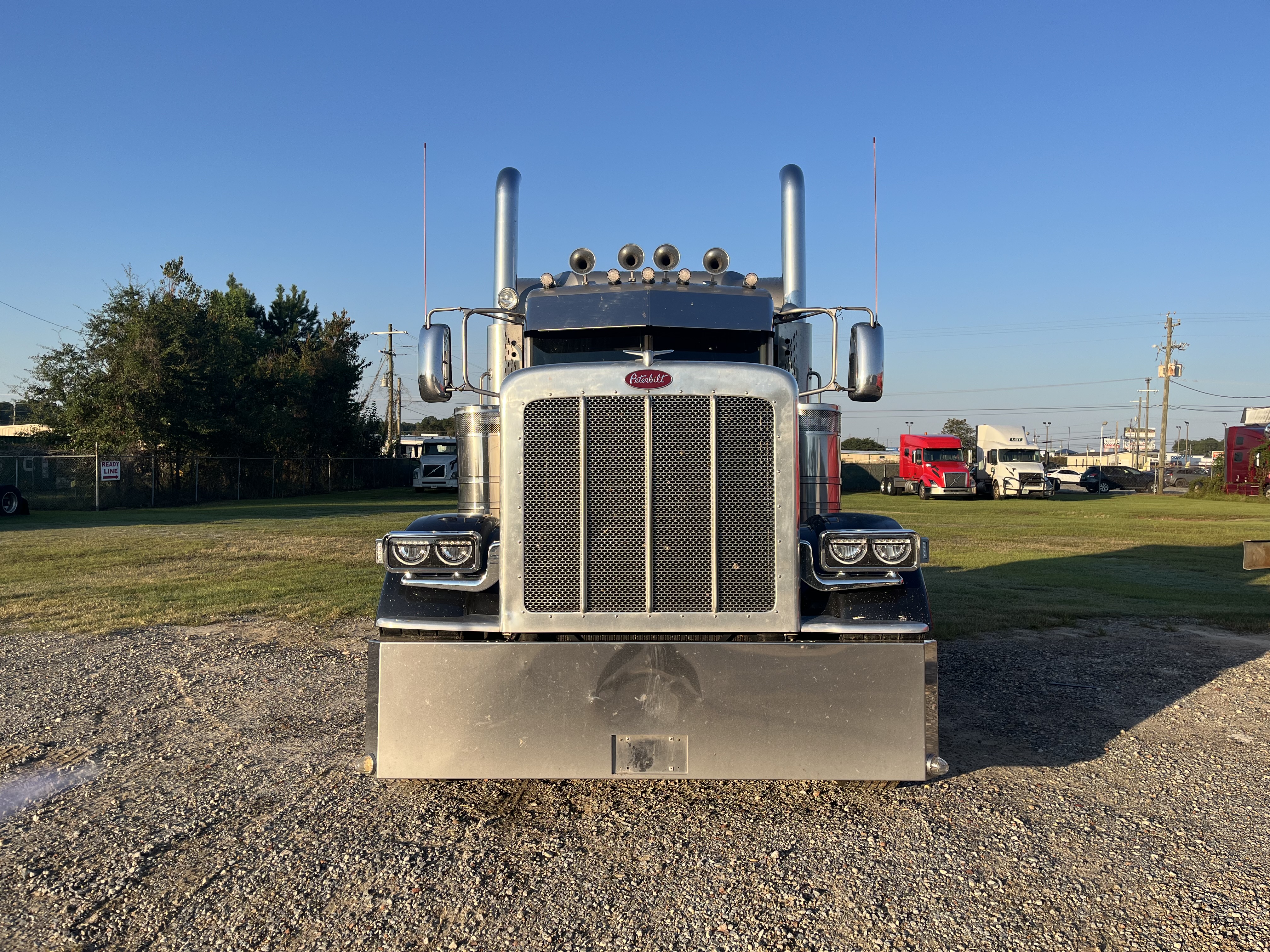 2020 Peterbilt 389