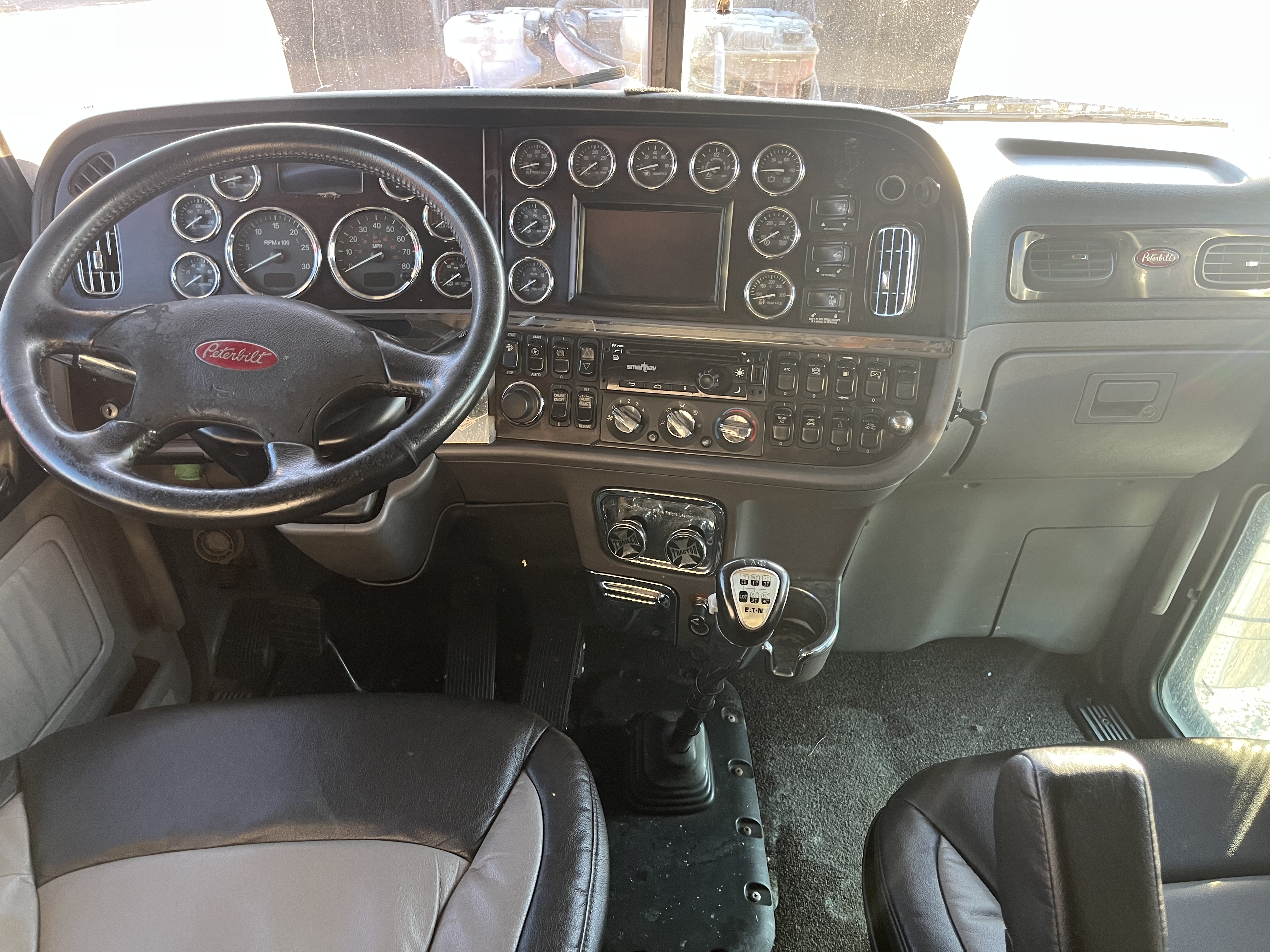 2020 Peterbilt 389