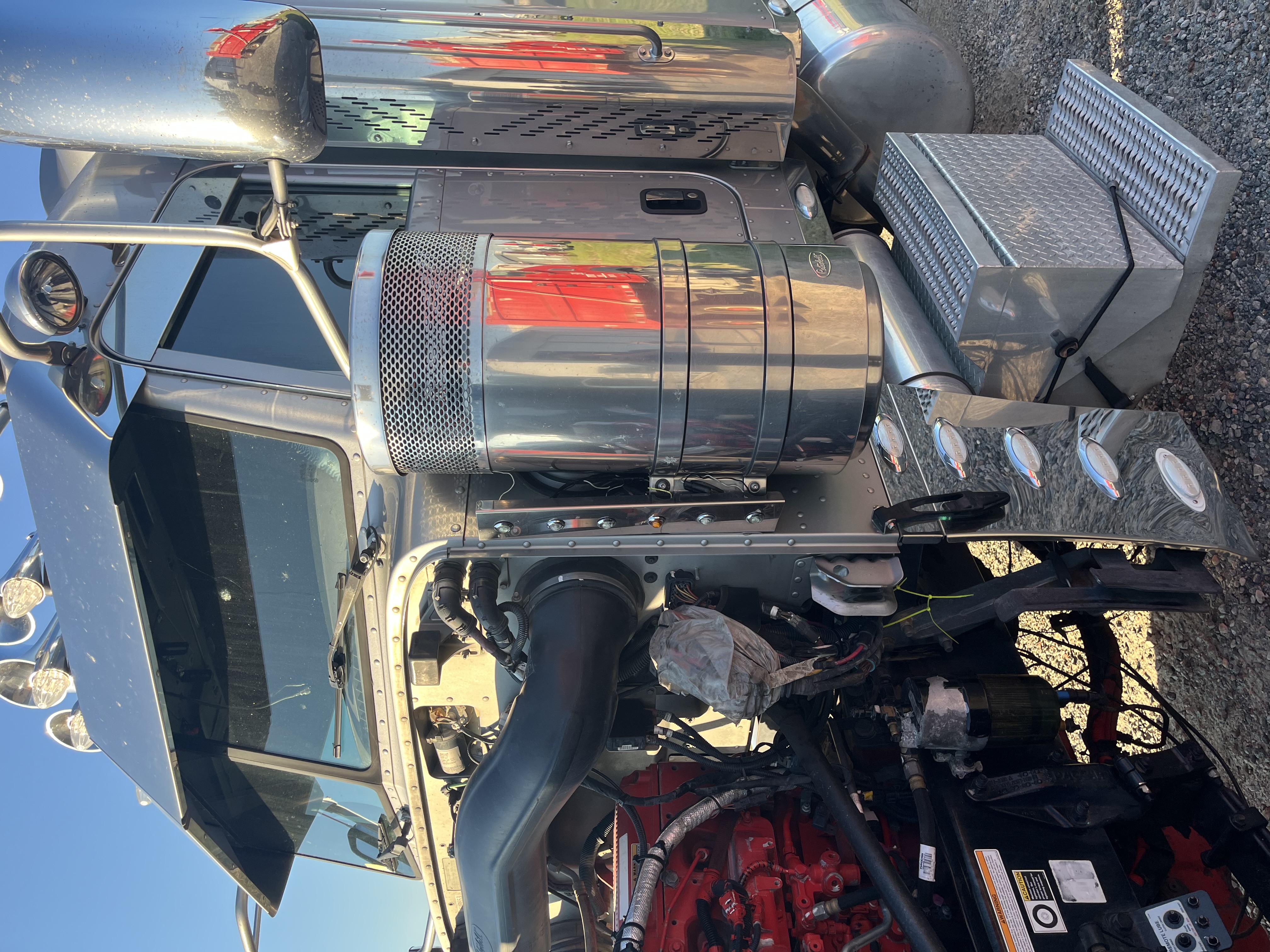 2020 Peterbilt 389