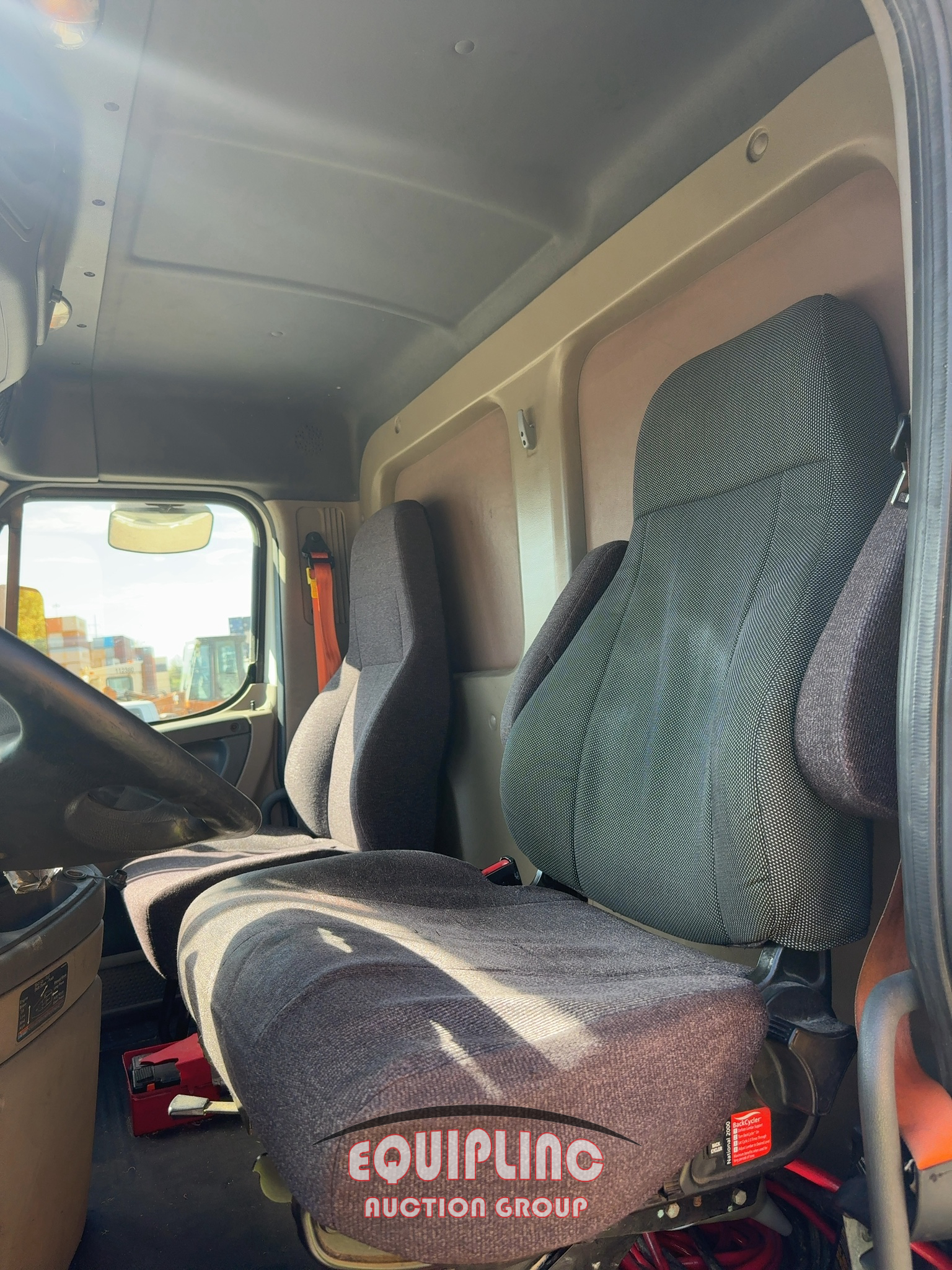 2017 Freightliner CASCADIA