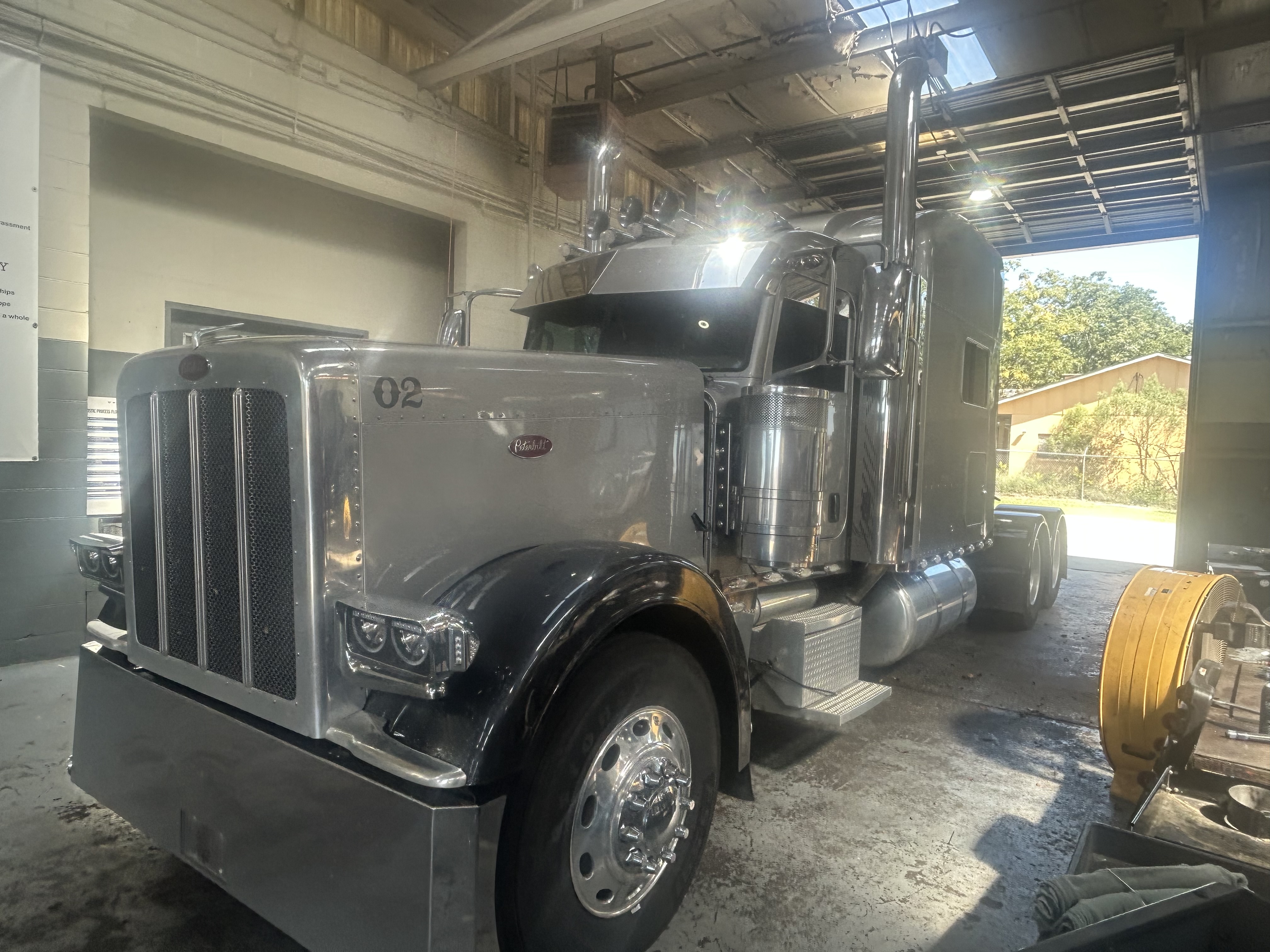 2020 Peterbilt 389