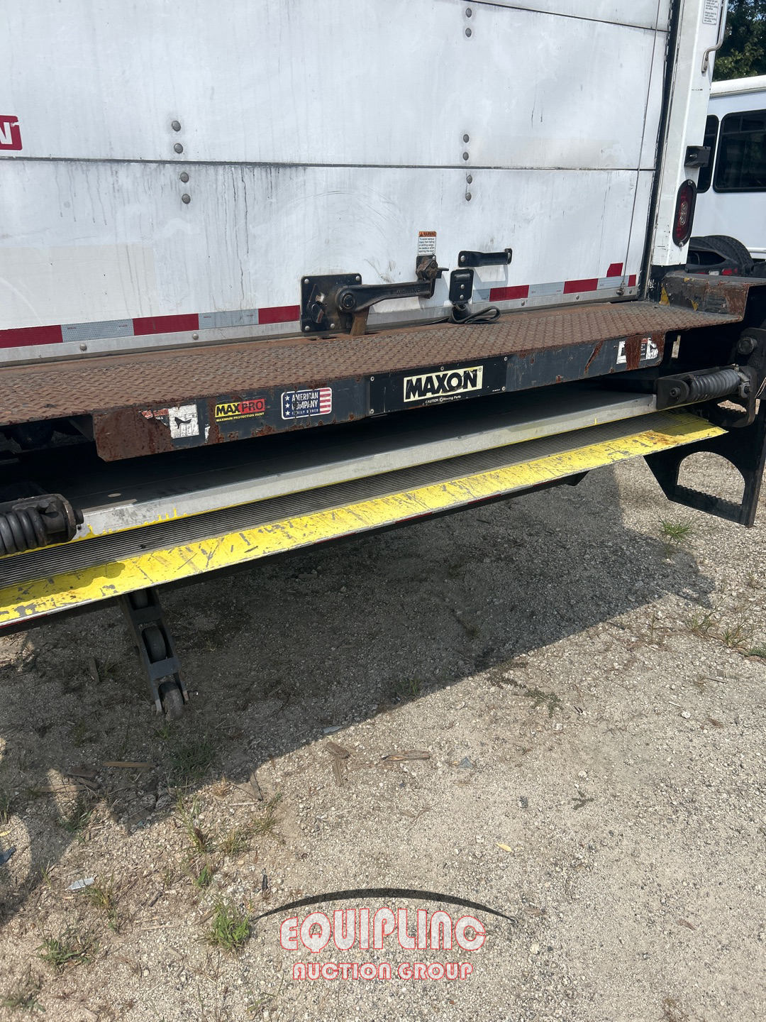 2017 Freightliner M2