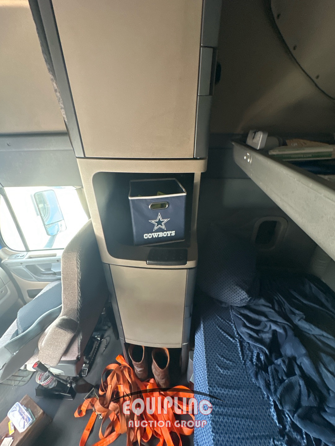 2018 Freightliner CASCADIA