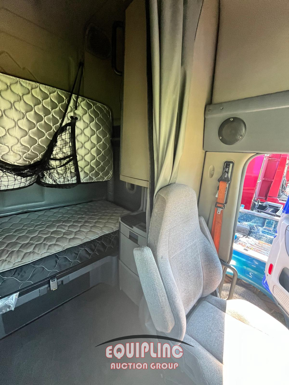 2019 Freightliner CASCADIA