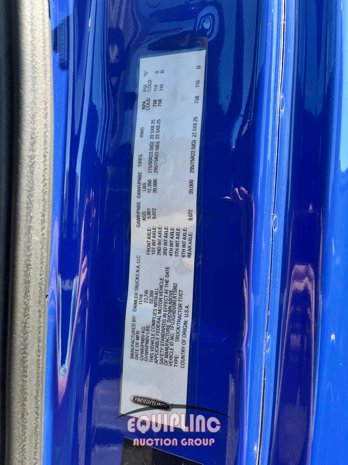 2019 Freightliner CASCADIA