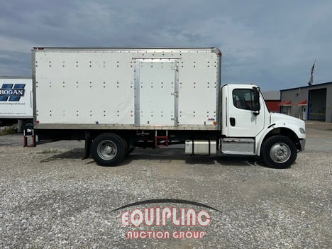 2015 Freightliner M2