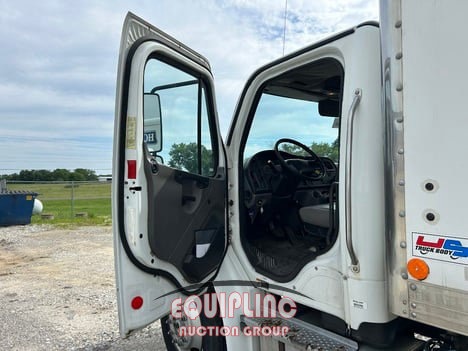 2015 Freightliner M2