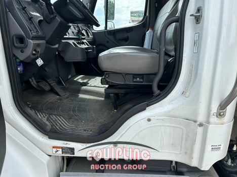 2015 Freightliner M2