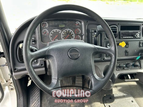 2015 Freightliner M2