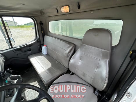2015 Freightliner M2