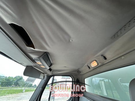 2015 Freightliner M2