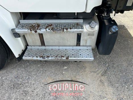 2015 Freightliner M2