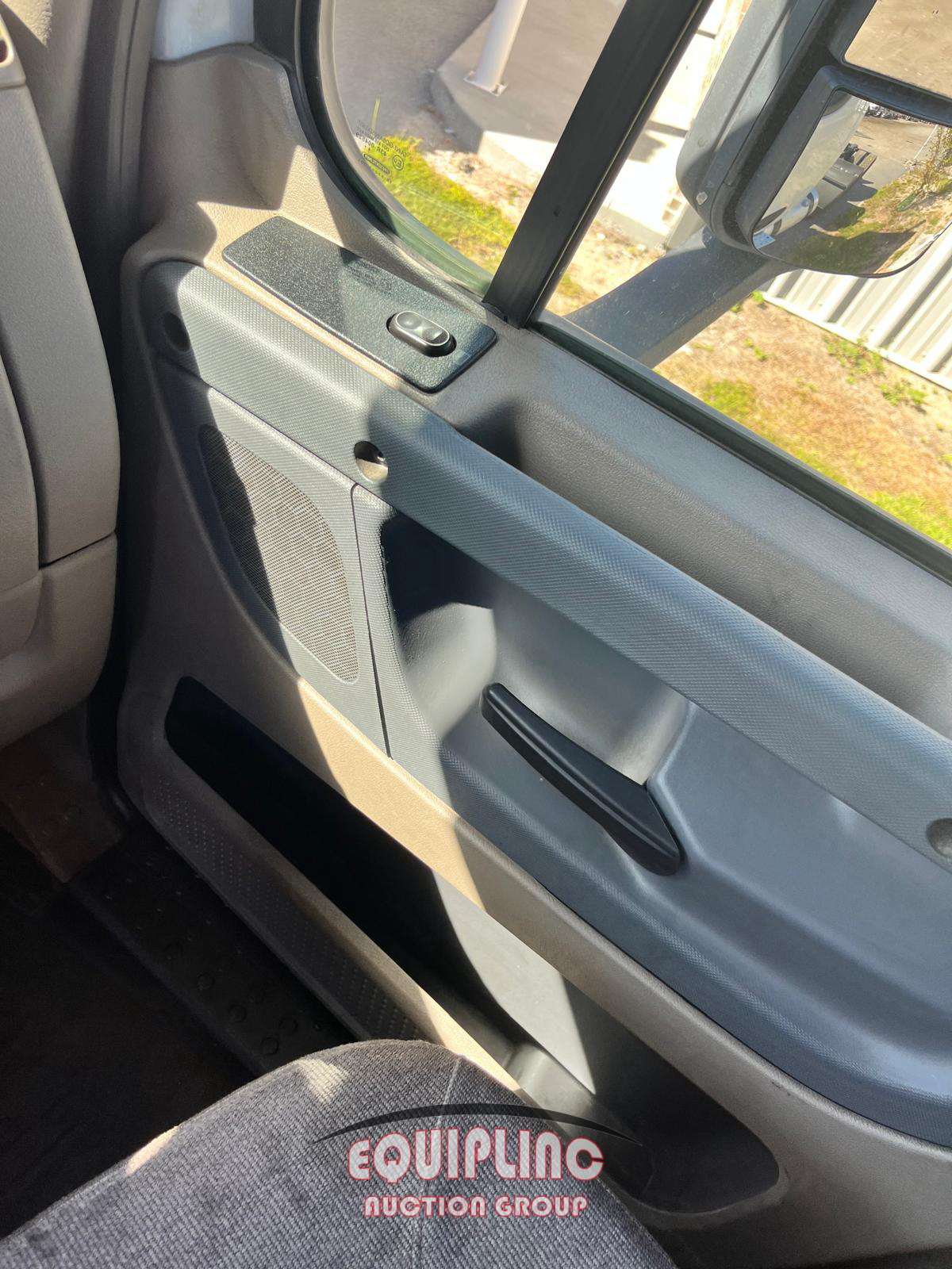 2016 Freightliner CASCADIA