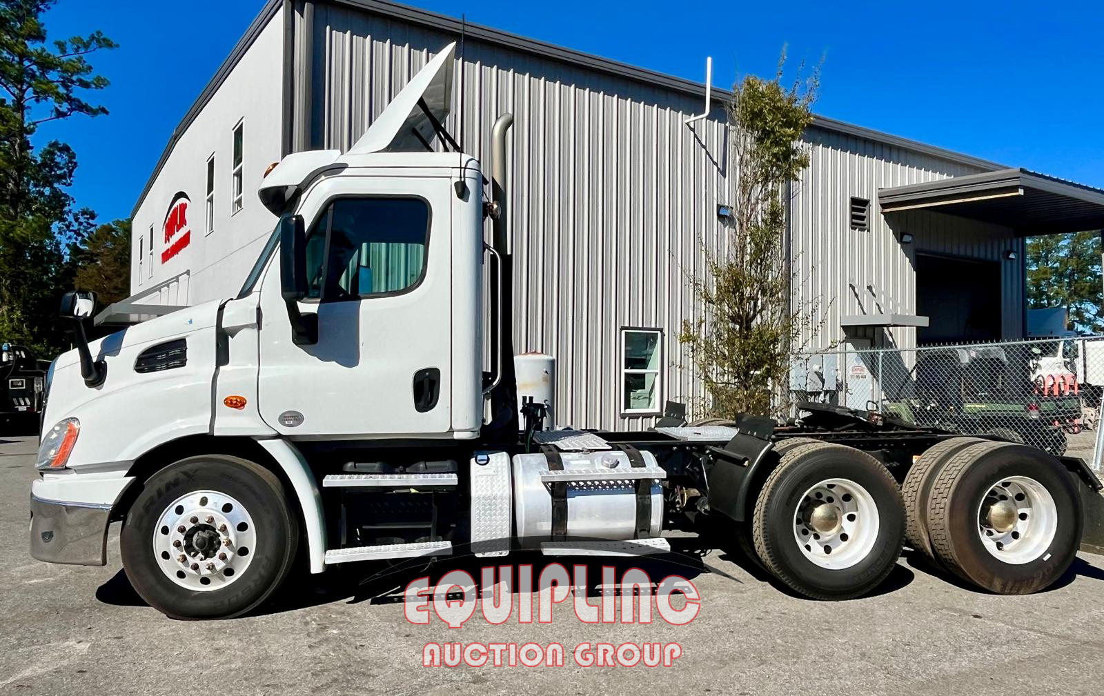 2016 Freightliner CASCADIA