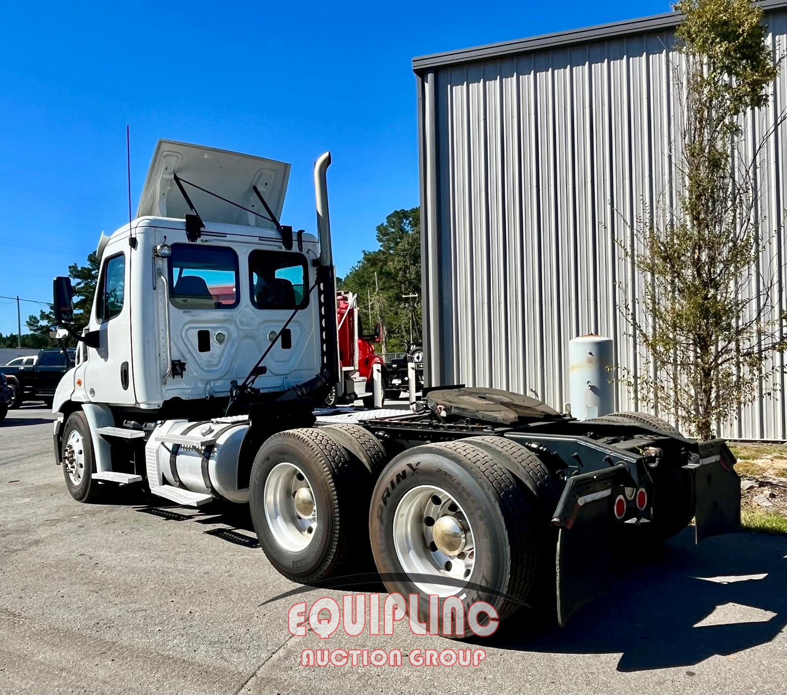 2016 Freightliner CASCADIA