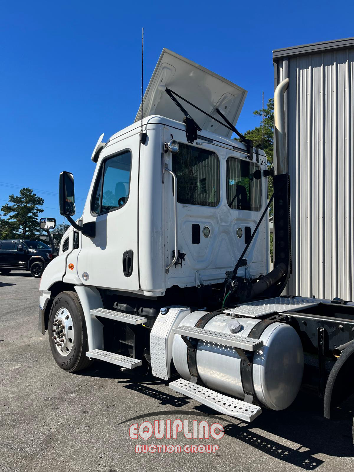 2016 Freightliner CASCADIA